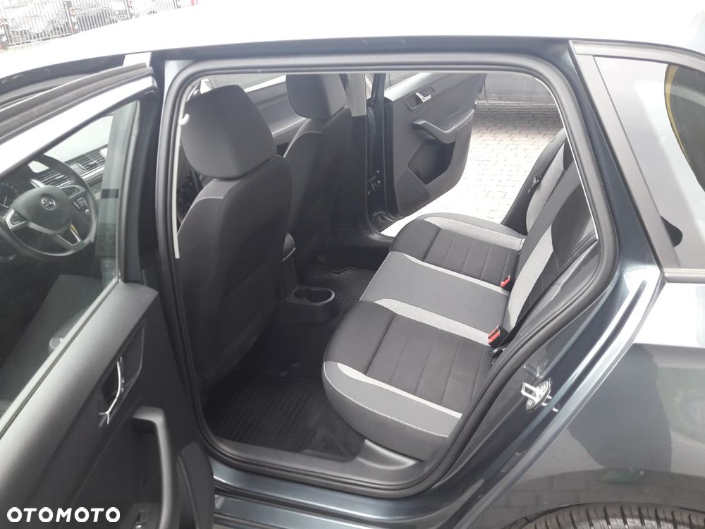 Skoda RAPID 1.4 TDI Ambition - 6