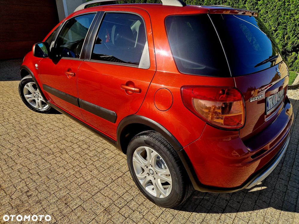Suzuki SX4 1.9 DDiS 4WD GS / Premium - 11