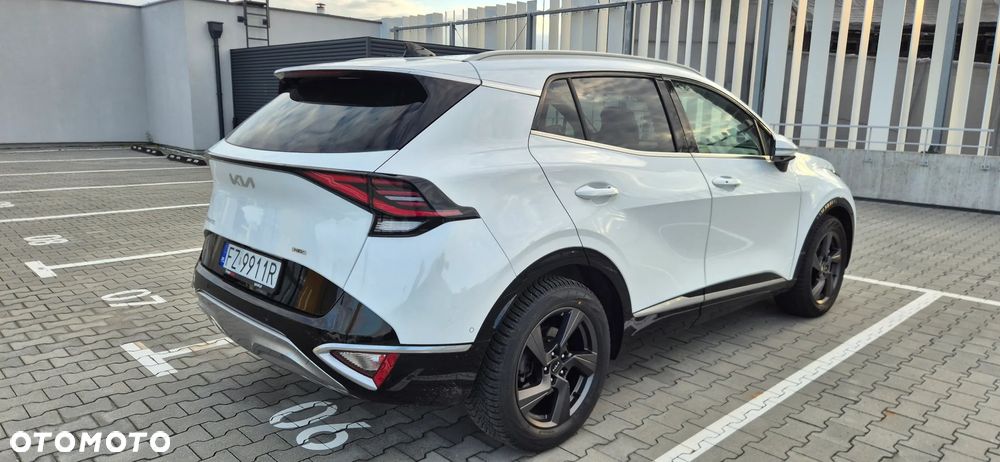 Kia Sportage 1.6 T-GDI HEV Business Line 4WD - 2