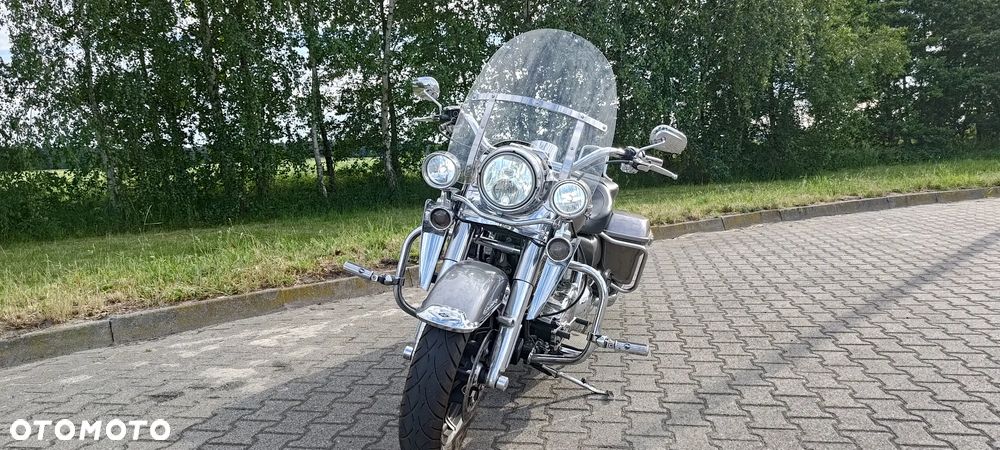 Harley-Davidson Touring Road King - 12