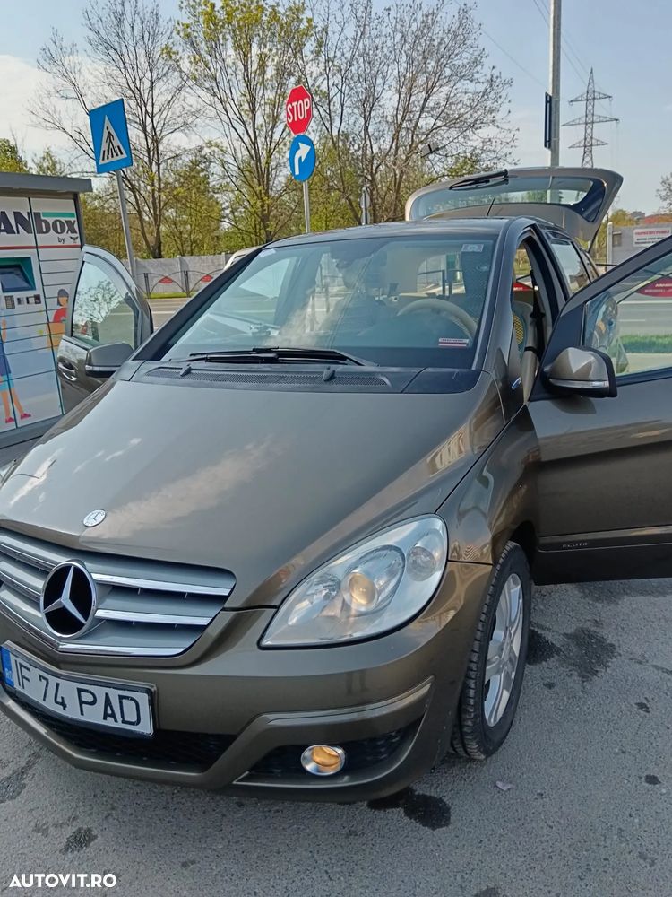 Mercedes-Benz B 180 Standard - 2