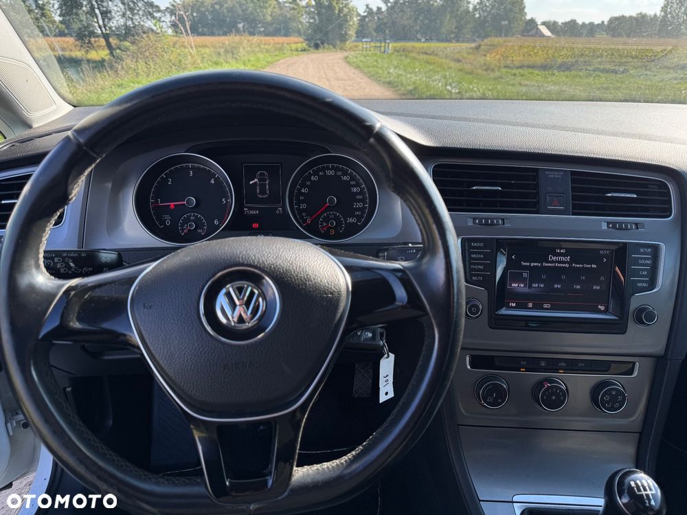 Volkswagen Golf - 13