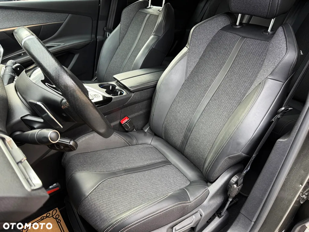 Peugeot 3008 1.6 PureTech GPF GT Line S&S EAT8 - 27