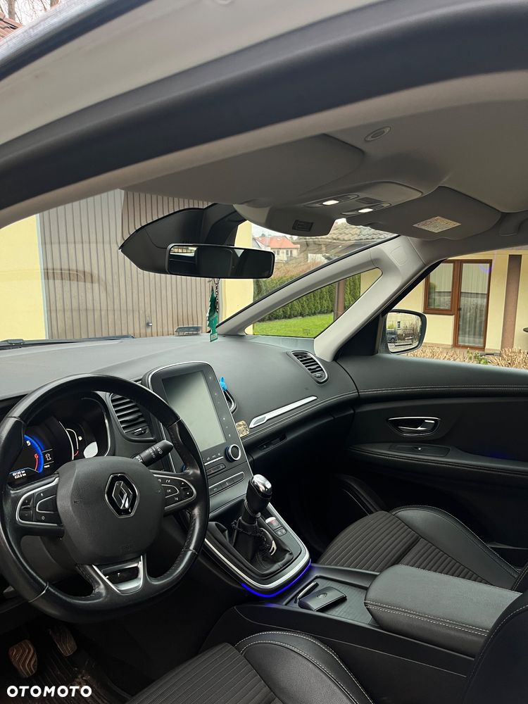 Renault Scenic - 5