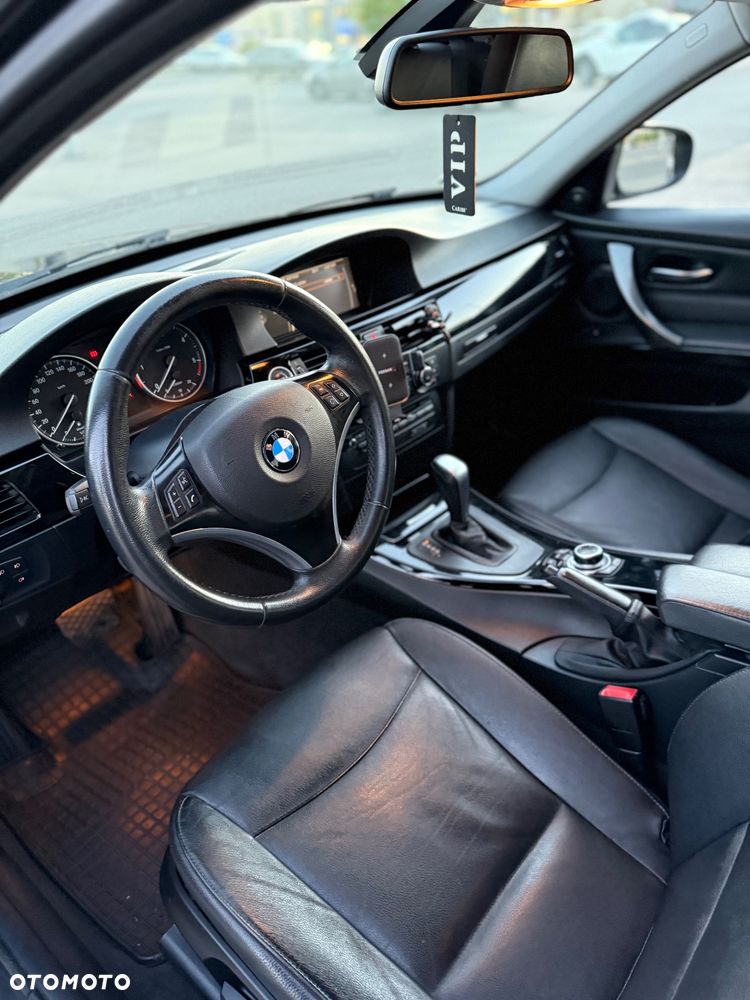 BMW Seria 3 320d DPF - 14
