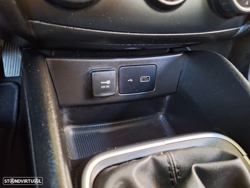 Fiat Tipo Station Wagon 1.3 M-Jet Lounge - 24