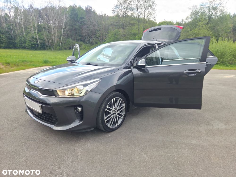 Kia Rio 1.4 L - 25