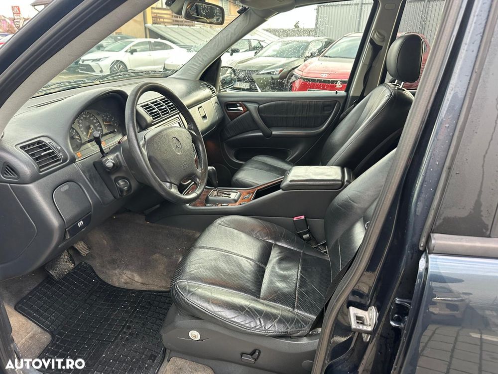 Mercedes-Benz ML - 11