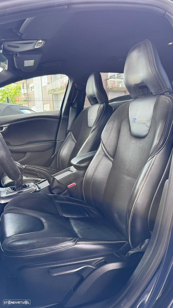 Volvo V40 D2 R Design - 7