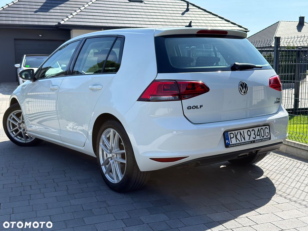 Volkswagen Golf 1.2 TSI BMT Trendline EU6 - 17