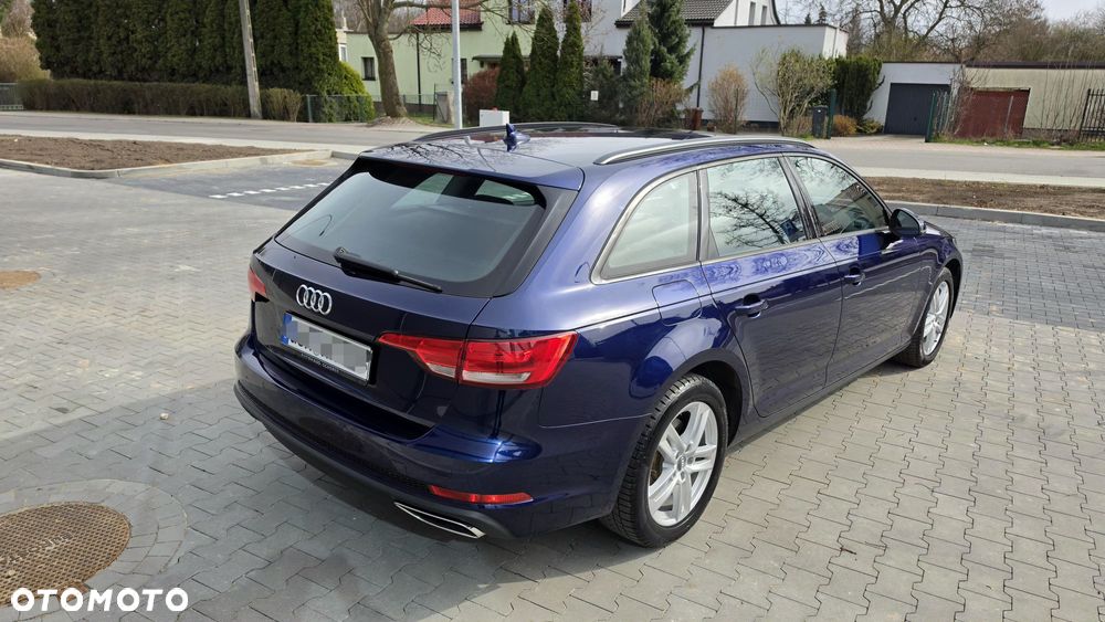 Audi A4 Avant 2.0 TDI ultra S tronic sport - 4