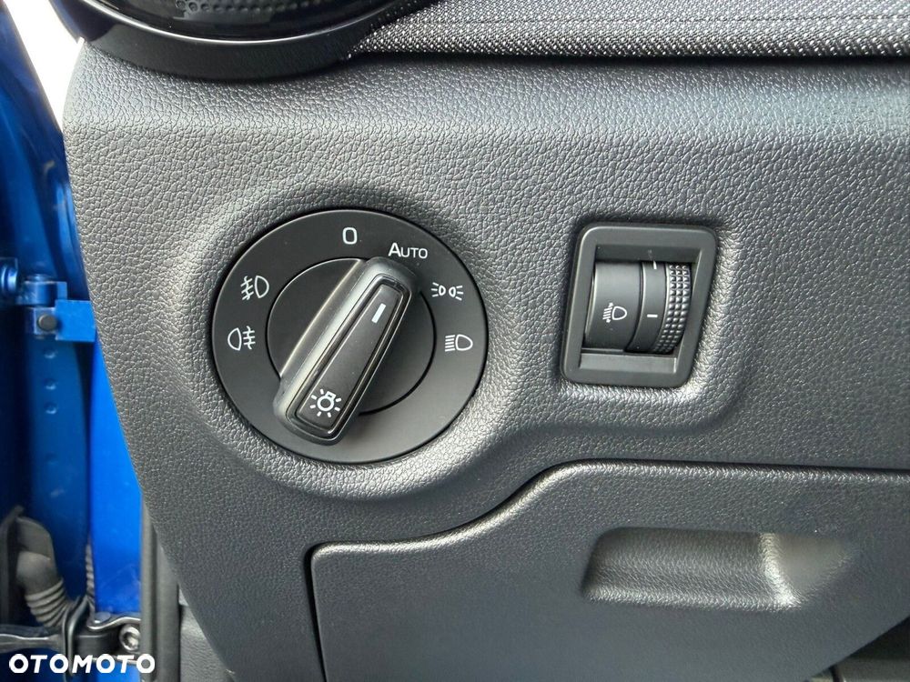 Skoda Fabia 1.0 TSI Selection DSG - 13