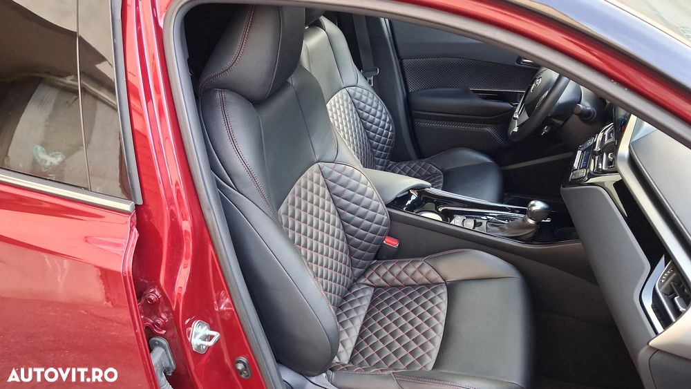 Toyota C-HR Style Selection - 7