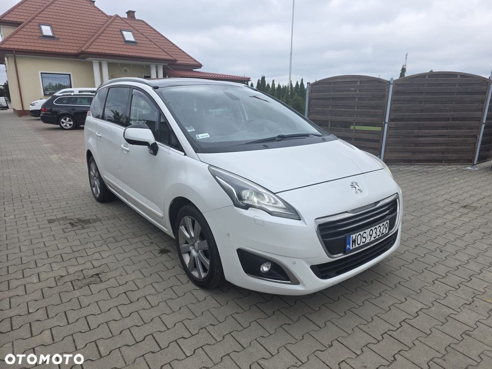 Peugeot 5008 - 5
