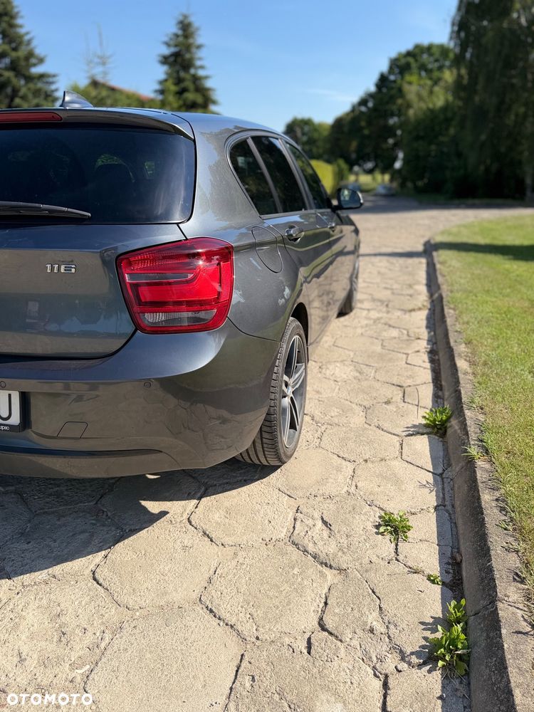 BMW Seria 1 116i - 6