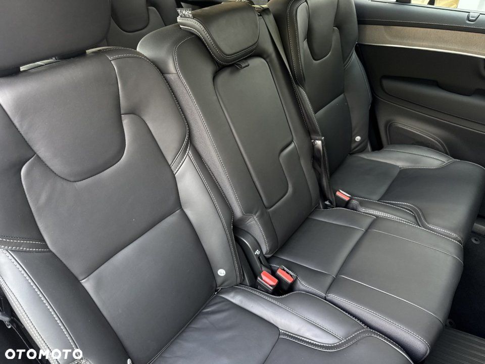 Volvo XC 90 - 12