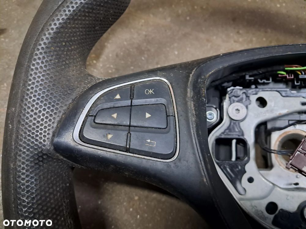 Mercedes B W246 kierownica A0004601203 - 2
