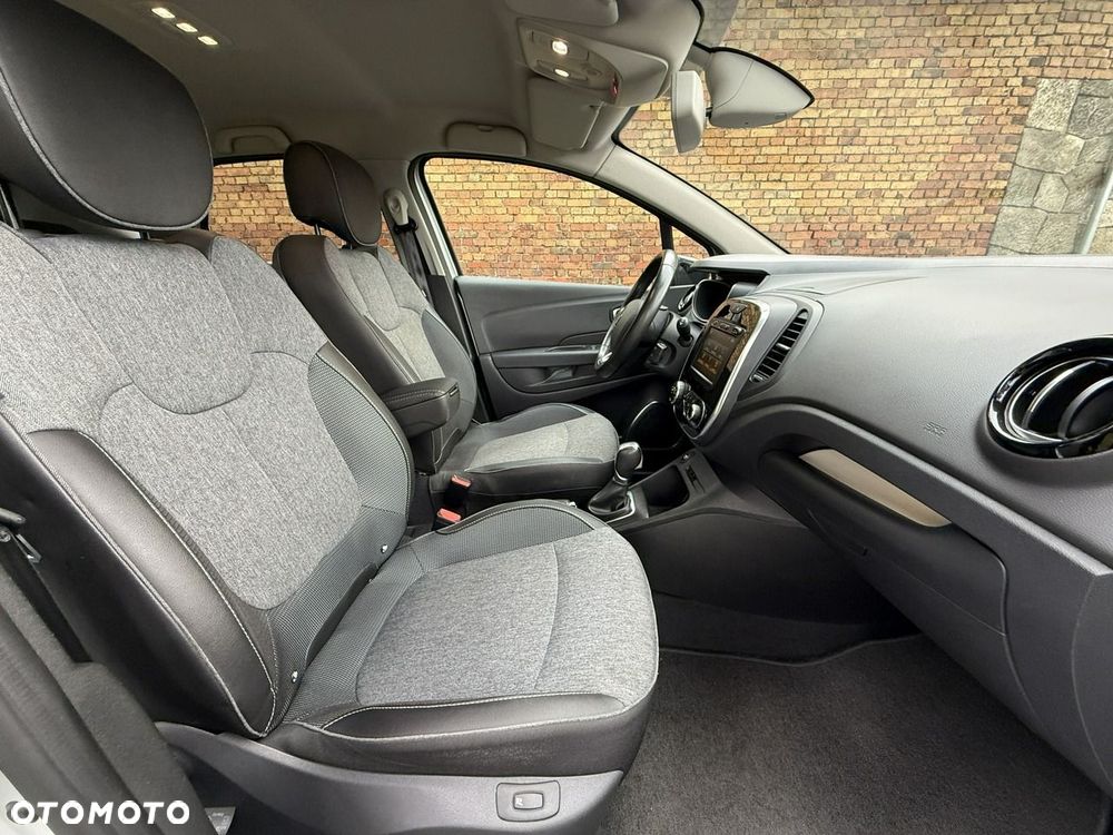 Renault Captur TCe 150 GPF INTENS - 33