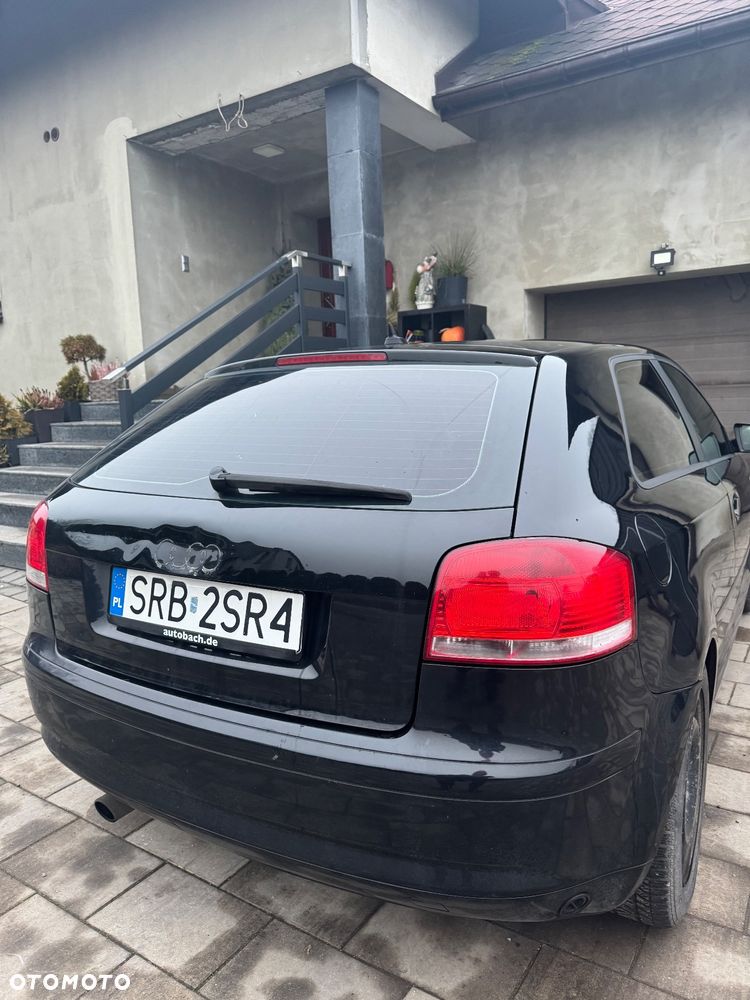 Audi A3 3-drzwiowe 1.6 Attraction - 5