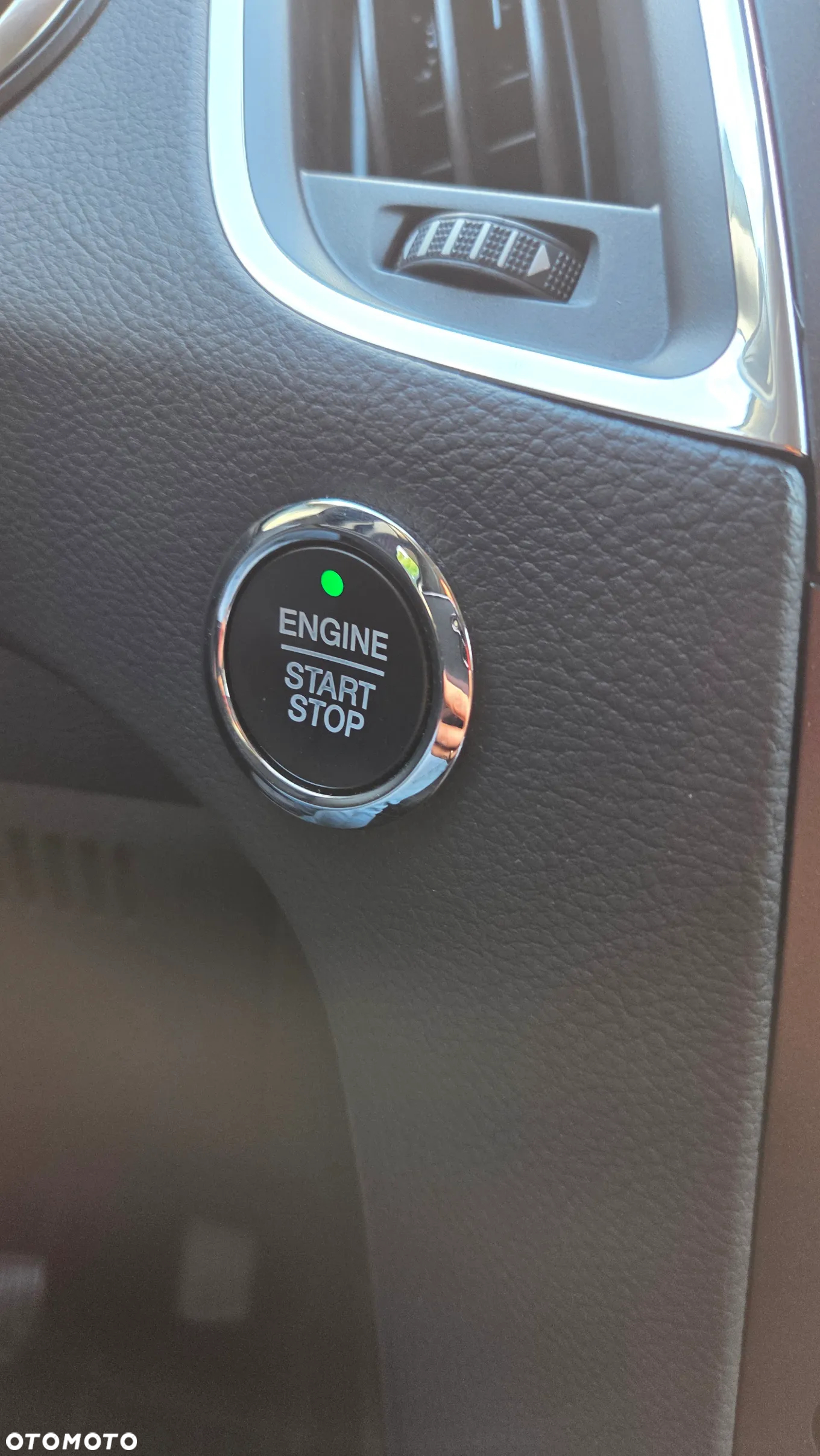 Ford S-Max 2.0 EcoBlue Titanium - 21
