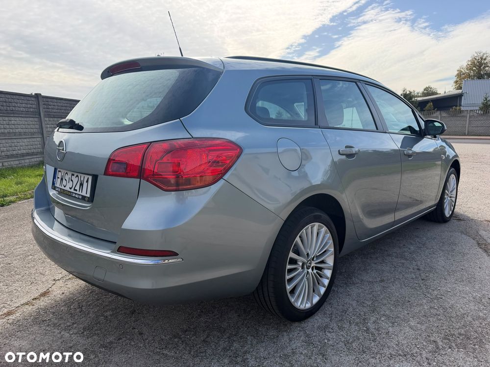 Opel Astra 1.4 Turbo Exklusiv - 22