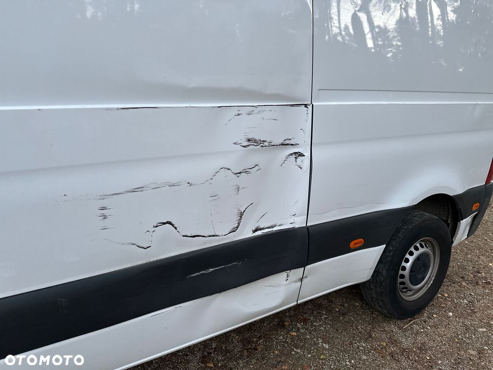 Mercedes-Benz eSprinter z pakietem darmowych przeglądów ASO - 2