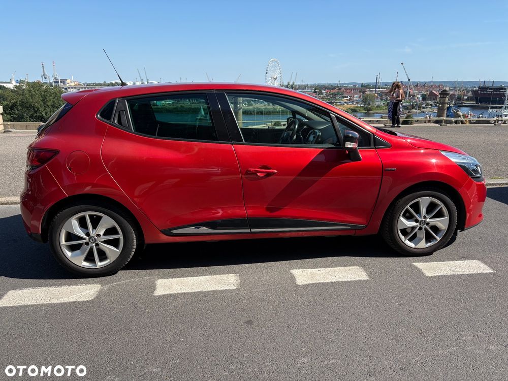 Renault Clio 0.9 Energy TCe Limited EU6 - 9