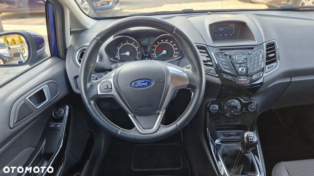 Ford Fiesta 1.0 EcoBoost S&S TITANIUM - 13