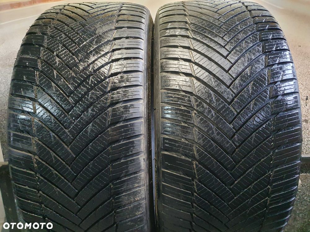 Para opon Minerva Allseason  225/35/19 - 2