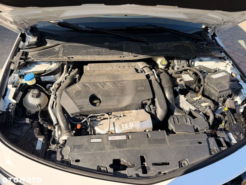 Opel Astra 1.6 T Plug-in Hybrid GS - 8