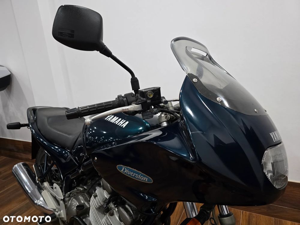 Yamaha XJ - 17