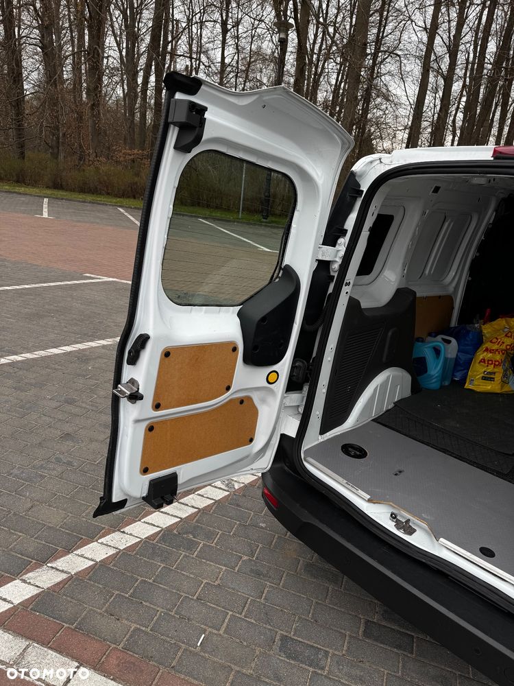 Ford Transit Connect - 10