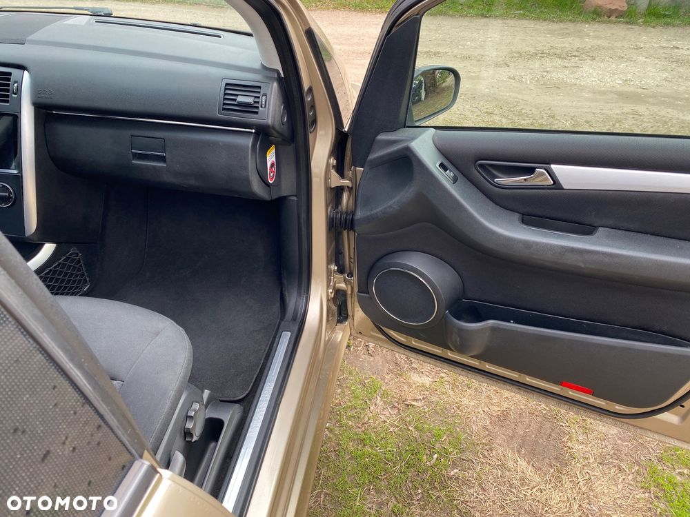 Mercedes-Benz Klasa B - 26