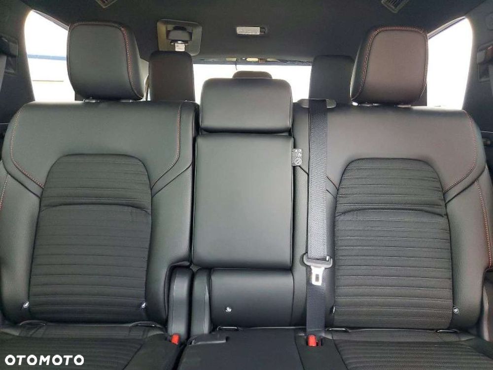Nissan Pathfinder - 9