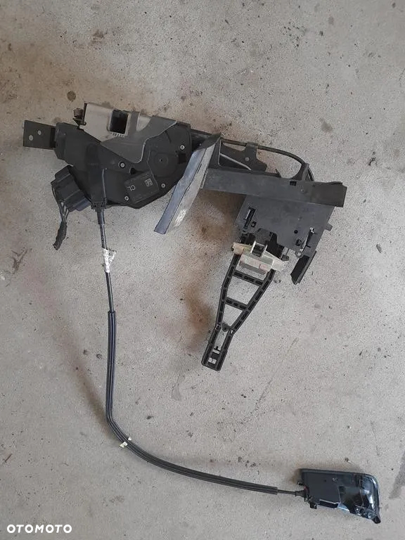 zamek drzwi lewy przód przedni Ford C-MAX MK2 II AM5A-U21813-AB - 2