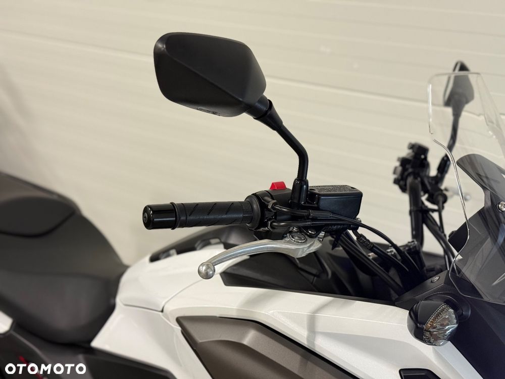 Honda NC - 12