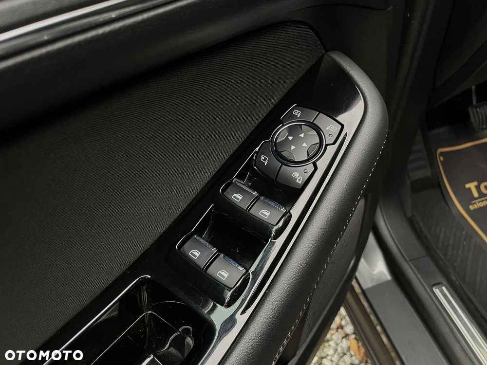 Ford S-Max 2.0 EcoBlue Titanium - 34