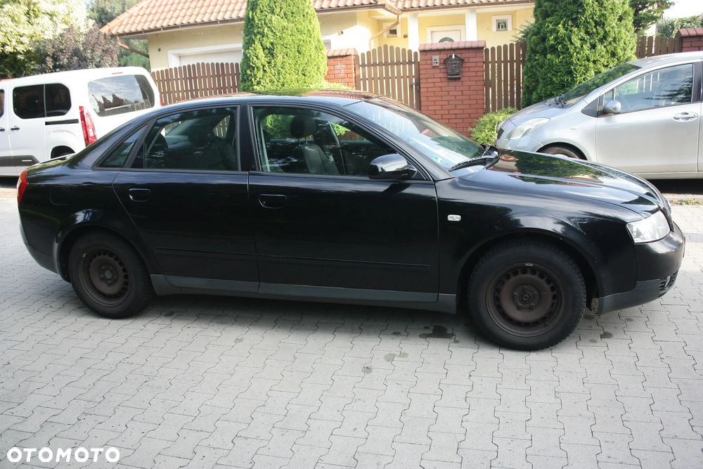 Audi A4 Avant 2002 photo 4