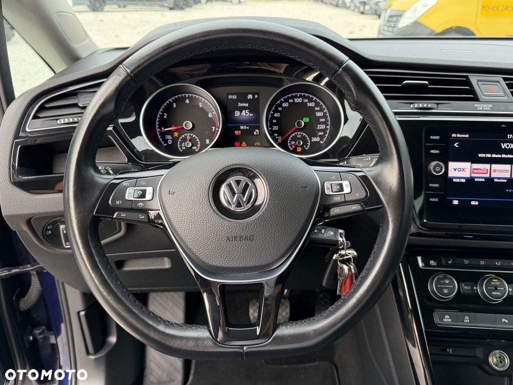 Volkswagen Touran 1.5 TSI EVO Highline DSG - 36