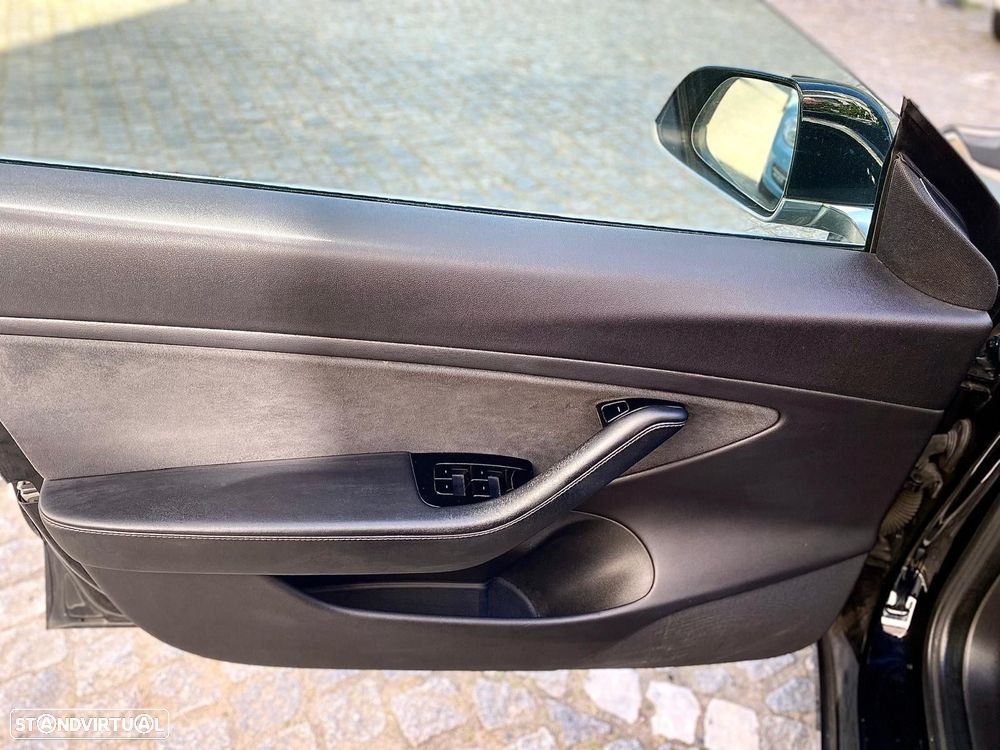 Tesla Model 3 AWD Dual Motor Performance - 9