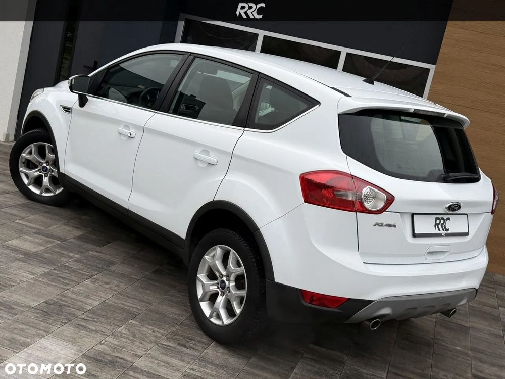 Ford Kuga 2.0 TDCi Titanium - 8