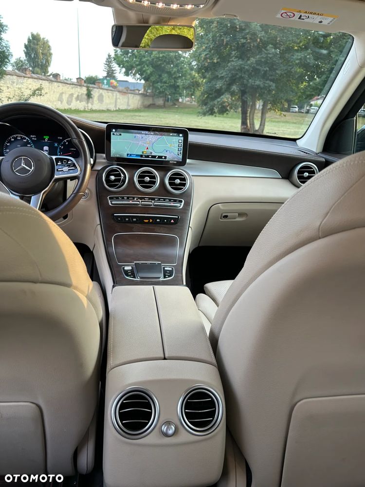 Mercedes-Benz GLC 200 4-Matic - 9