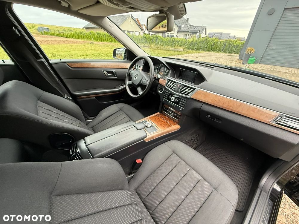 Mercedes-Benz Klasa E 220 CDI DPF BlueEFFICIENCY 7G-TRONIC - 6
