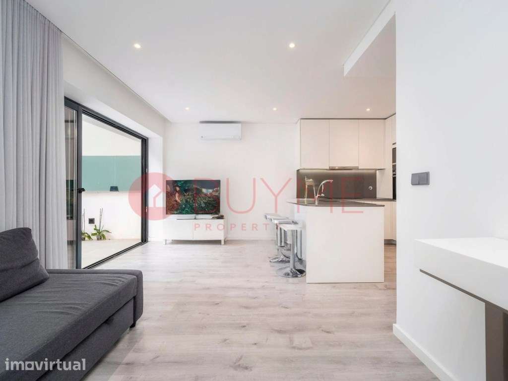 Apartamento T2 semi-novo junto à praia em Quarteira - Grande imagem: 4/20