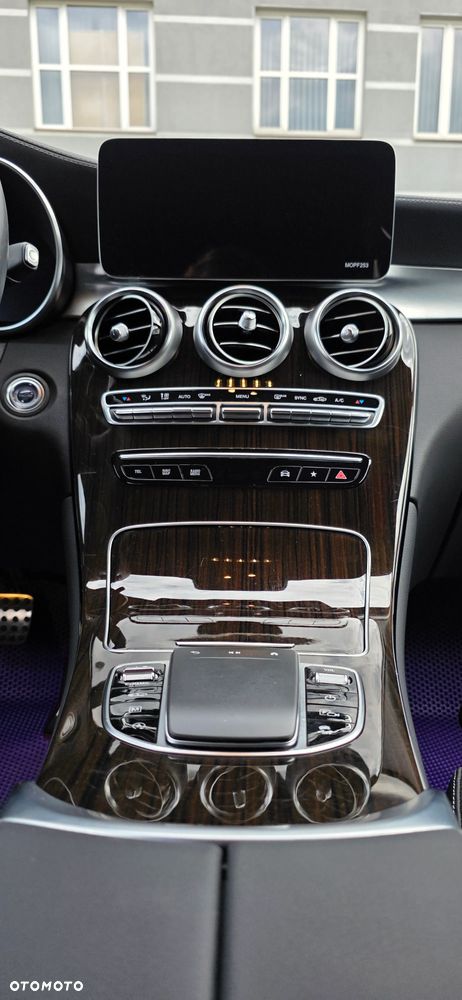 Mercedes-Benz GLC 300 4-Matic - 25