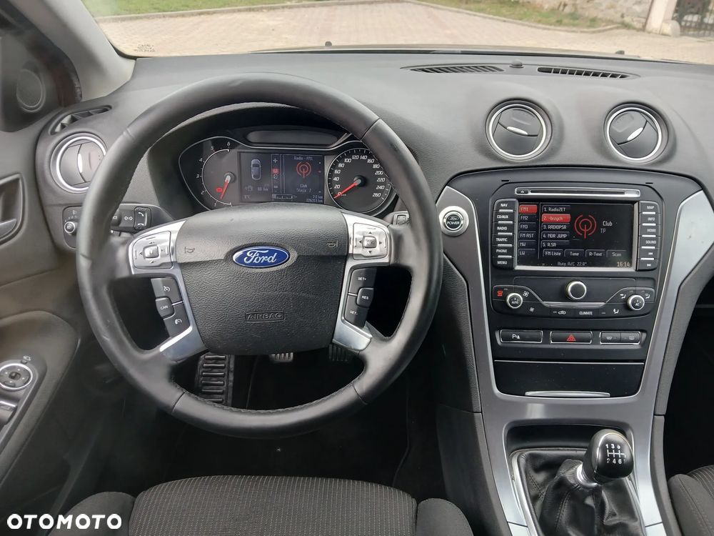 Ford Mondeo 2.2 TDCi Titanium - 21