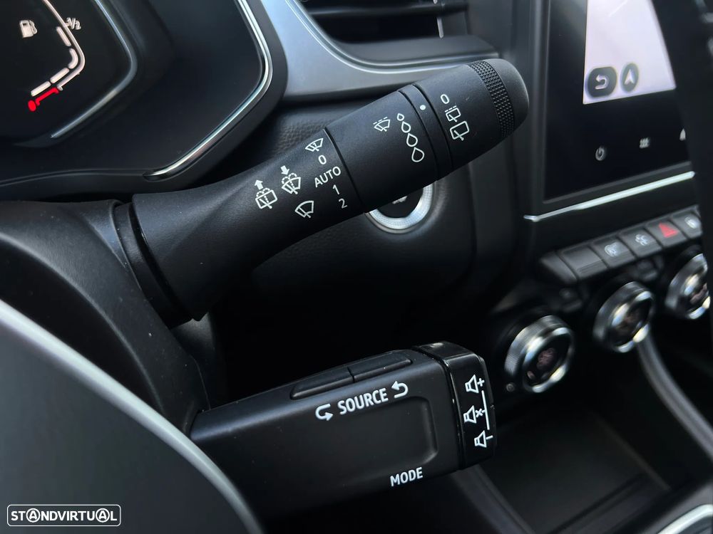 Renault Captur 1.0 TCe Techno Bi-Fuel - 12