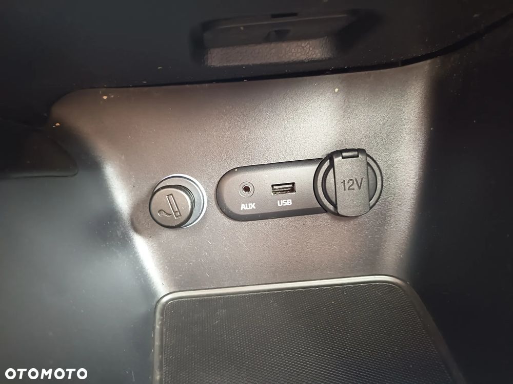 Kia Ceed 1.6 T-GDI GT - 33