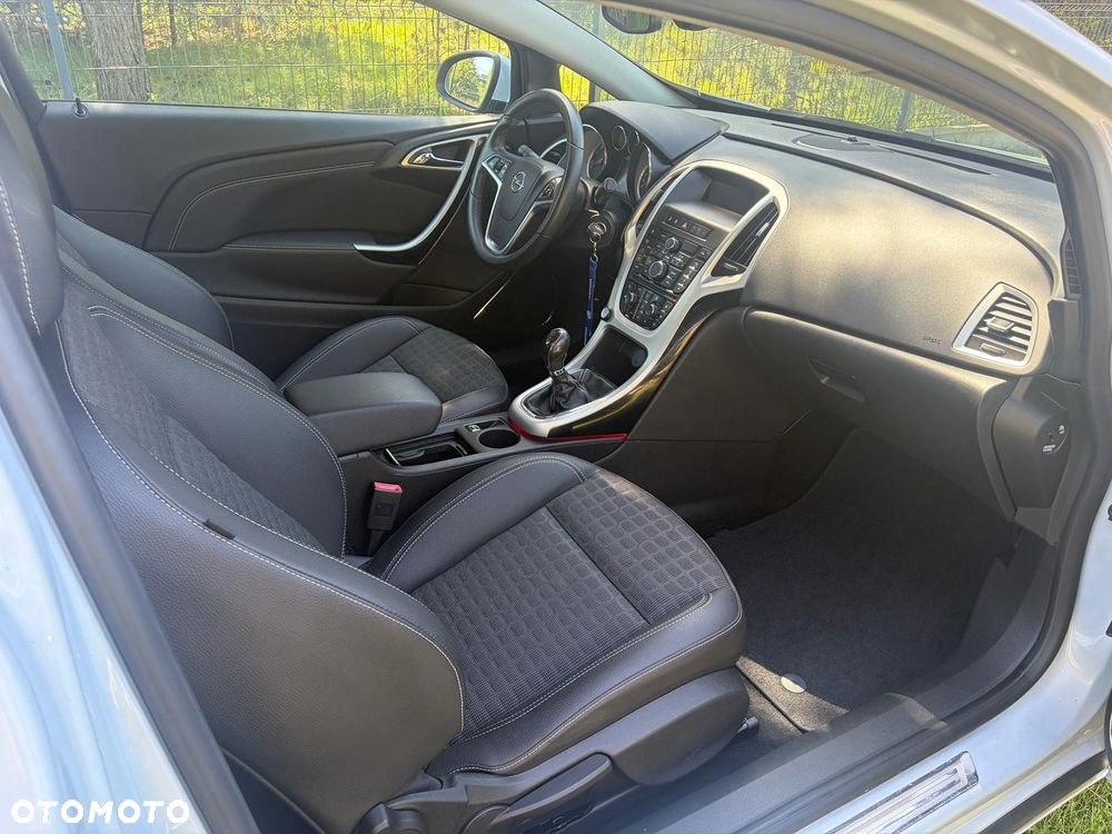 Opel Astra 1.4 Turbo Innovation - 19