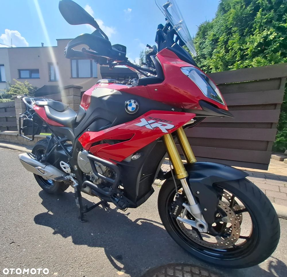 BMW XR - 9